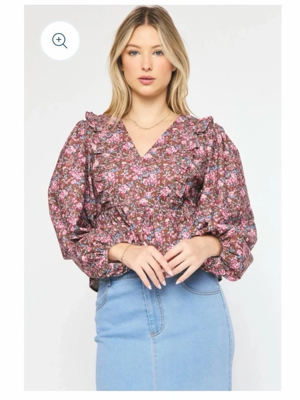 Modern Ruffle V-Neck Floral Blouse in Brown & Pink